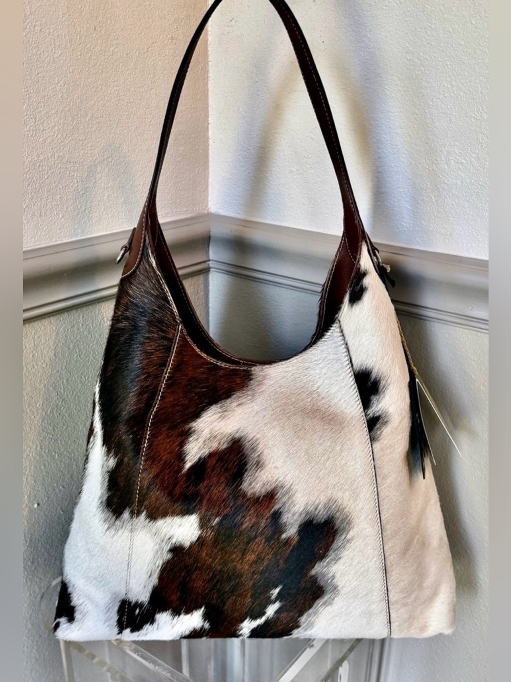 Italian Cowhide Hobo Shoulder with a free Burberry or fendi scarf if over $300. - Picture 2 of 7